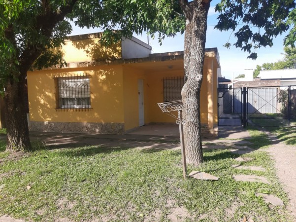 VENDO CASA EN VILLA ELISA, MUY LINDA UBICACIÓN