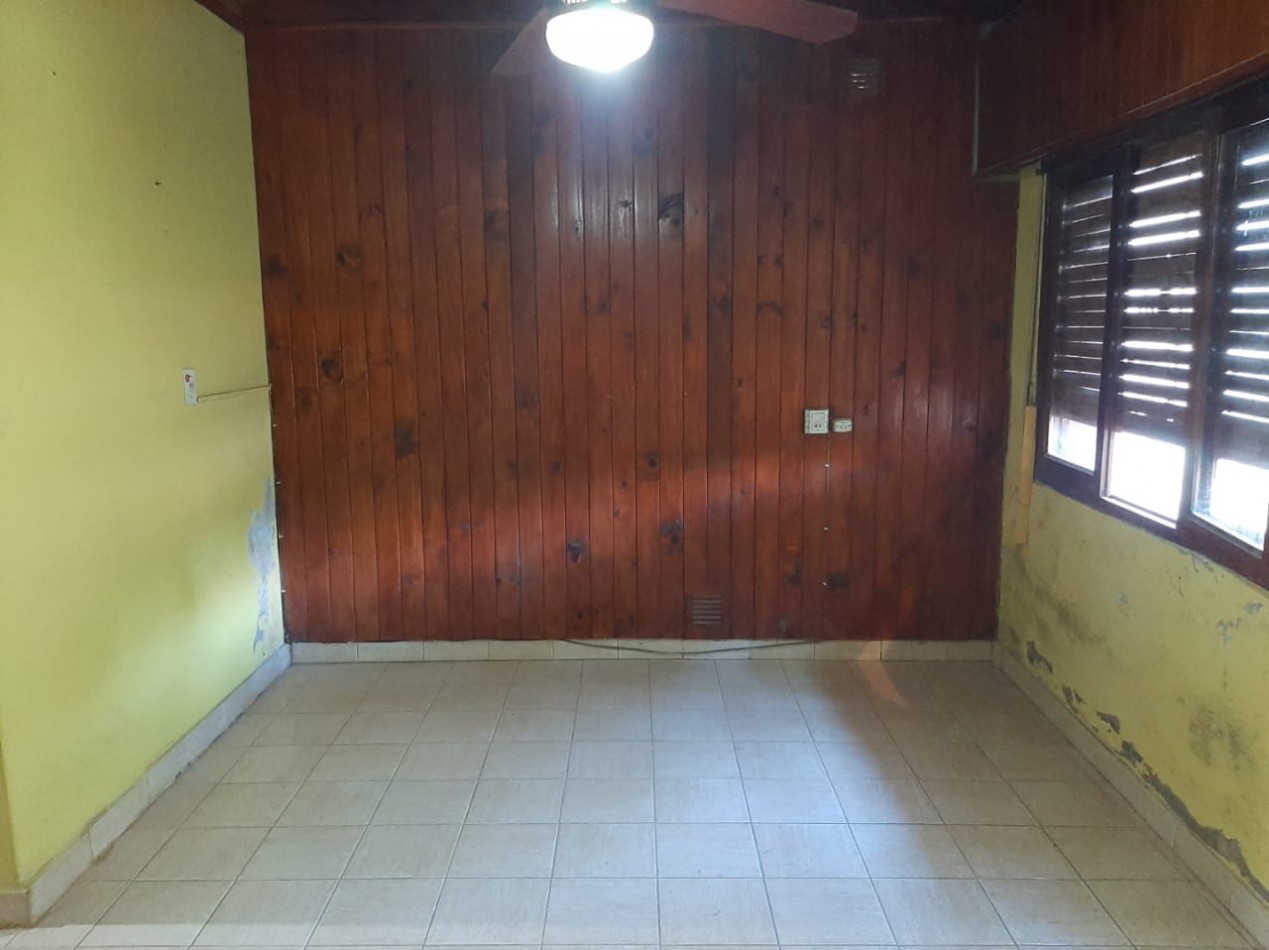 VENDO CASA EN VILLA ELISA, MUY BUENA UBICACION