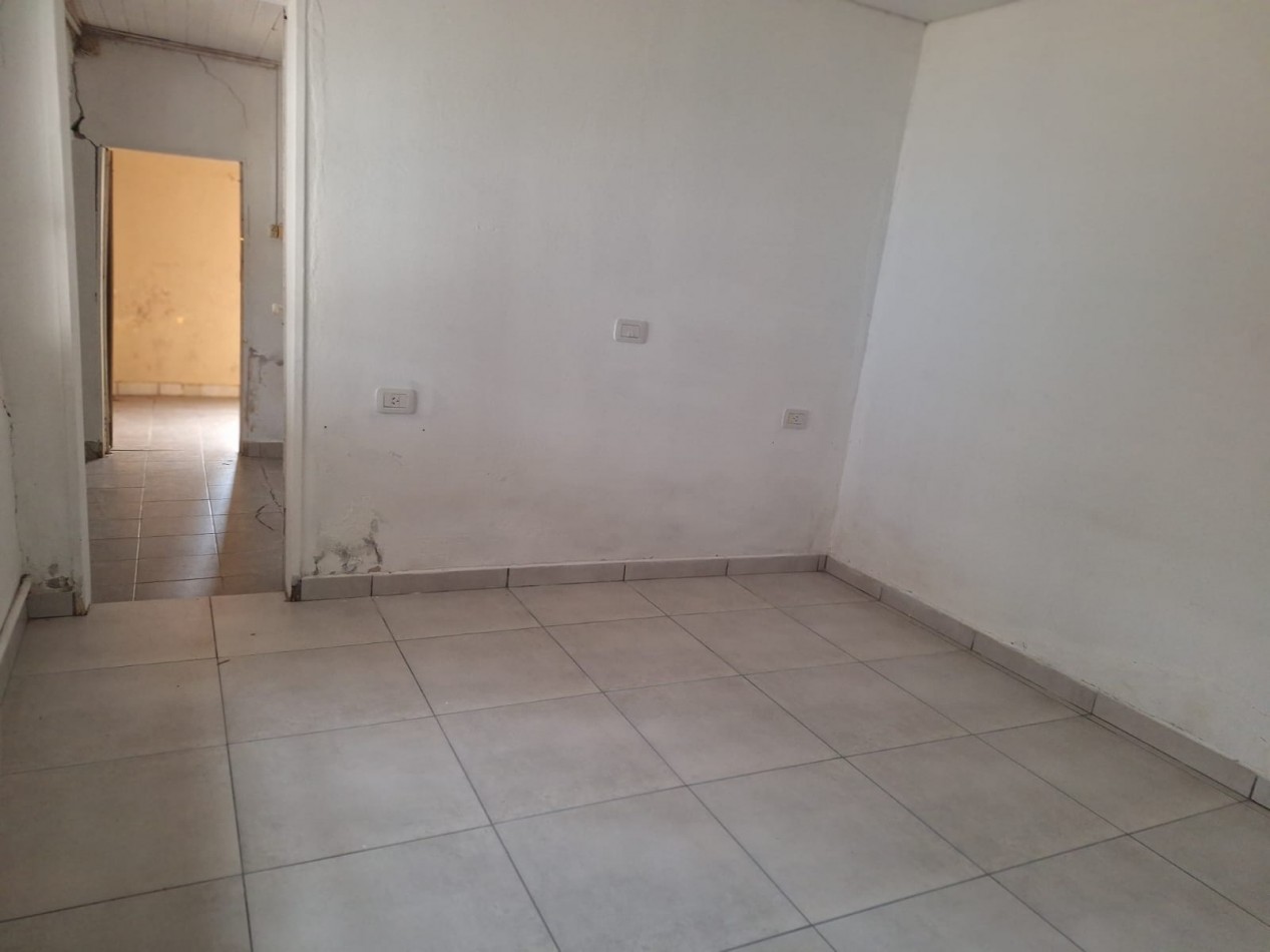 VENDO CASA EN VILLA ELISA!!
