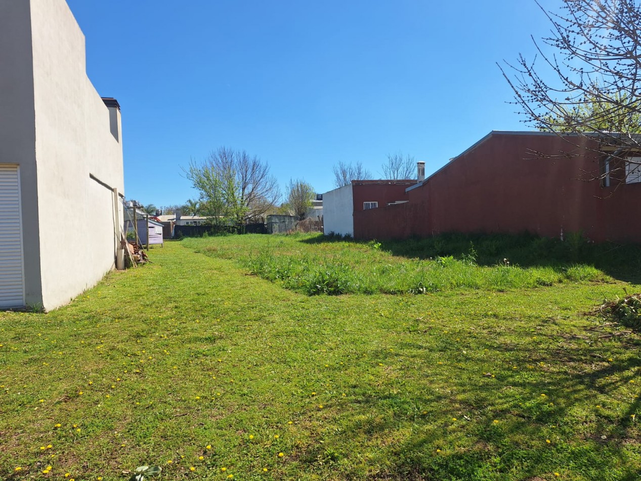 VENDO AMPLIO TERRENO EN VILLA ELISA!!