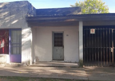 VENDO CASA EN VILLA ELISA, EXCELENTE UBICACION!!