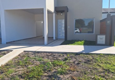 VENDO CASA A ESTRENAR EN VILLA ELISA!!